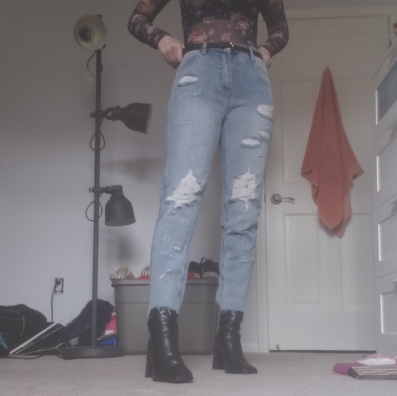 Nasty Gal Denim - 2/$20 NWT Nasty Gal distressed boyfriend jeans